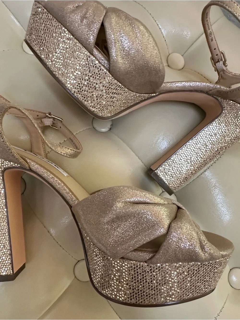 NEW Nina Gold Bling Platform Heeled Sandals, sz 8